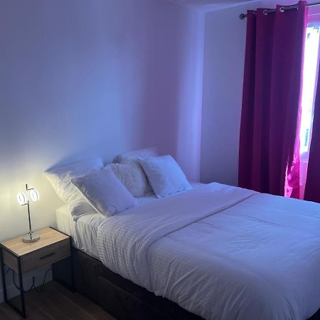 Appartement Spacieux Clichy-sous-Bois ภายนอก รูปภาพ