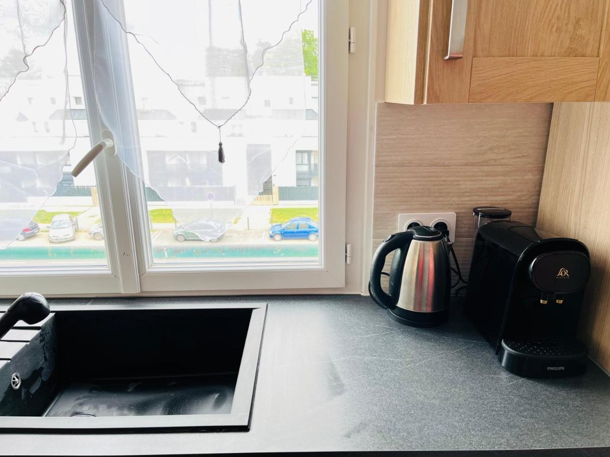 Appartement Spacieux Clichy-sous-Bois ภายนอก รูปภาพ