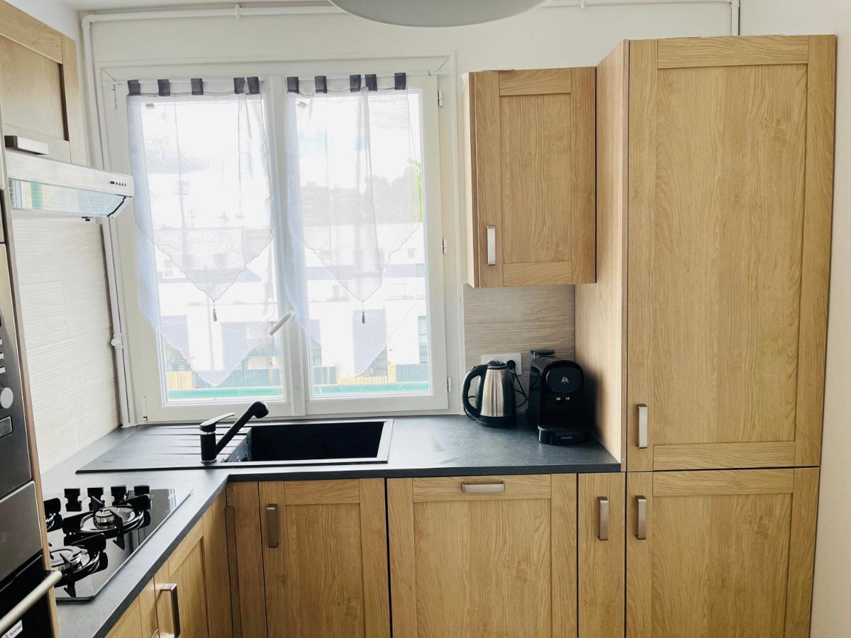 Appartement Spacieux Clichy-sous-Bois ภายนอก รูปภาพ