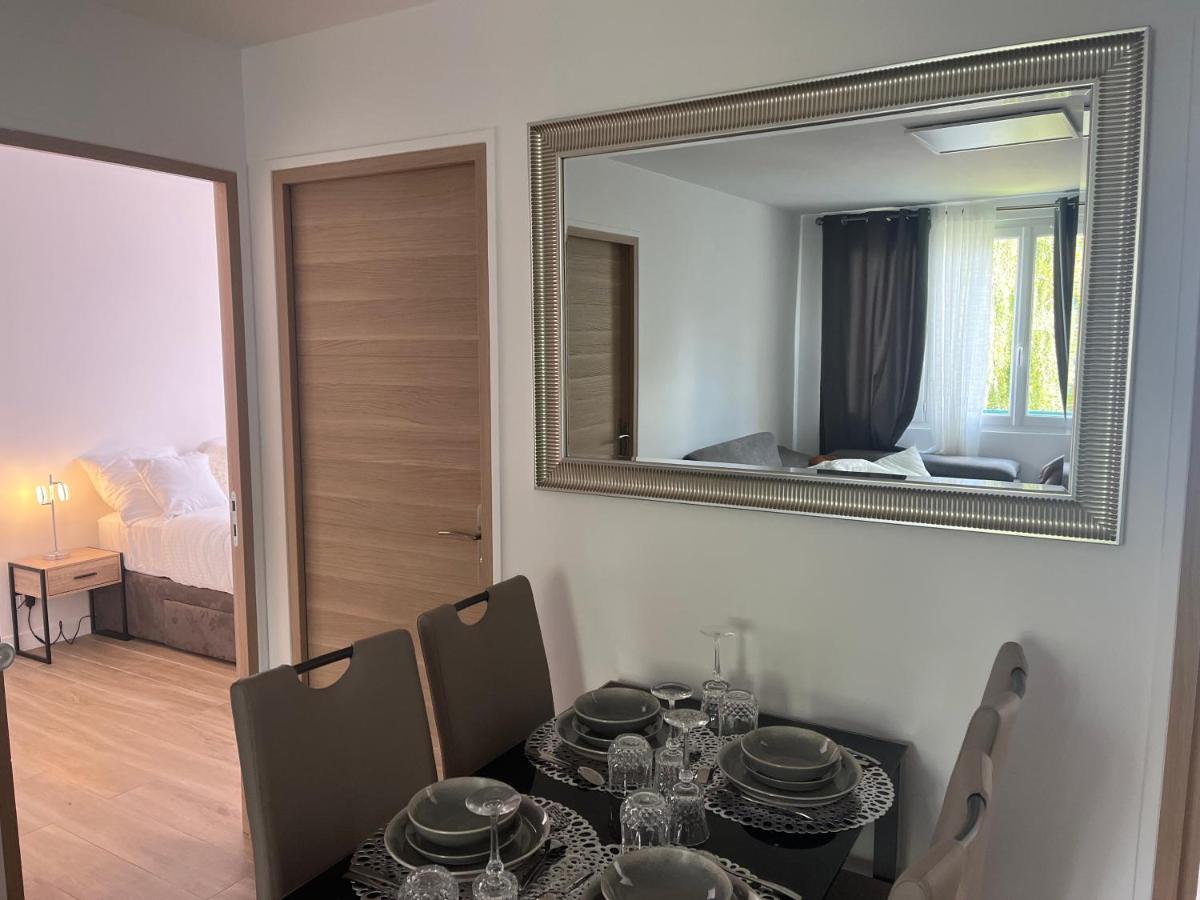 Appartement Spacieux Clichy-sous-Bois ภายนอก รูปภาพ