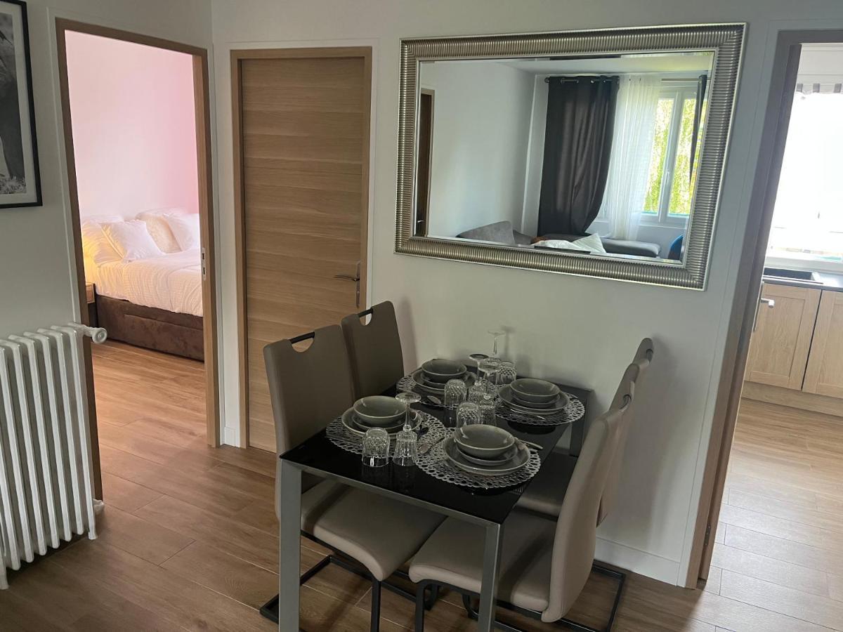 Appartement Spacieux Clichy-sous-Bois ภายนอก รูปภาพ