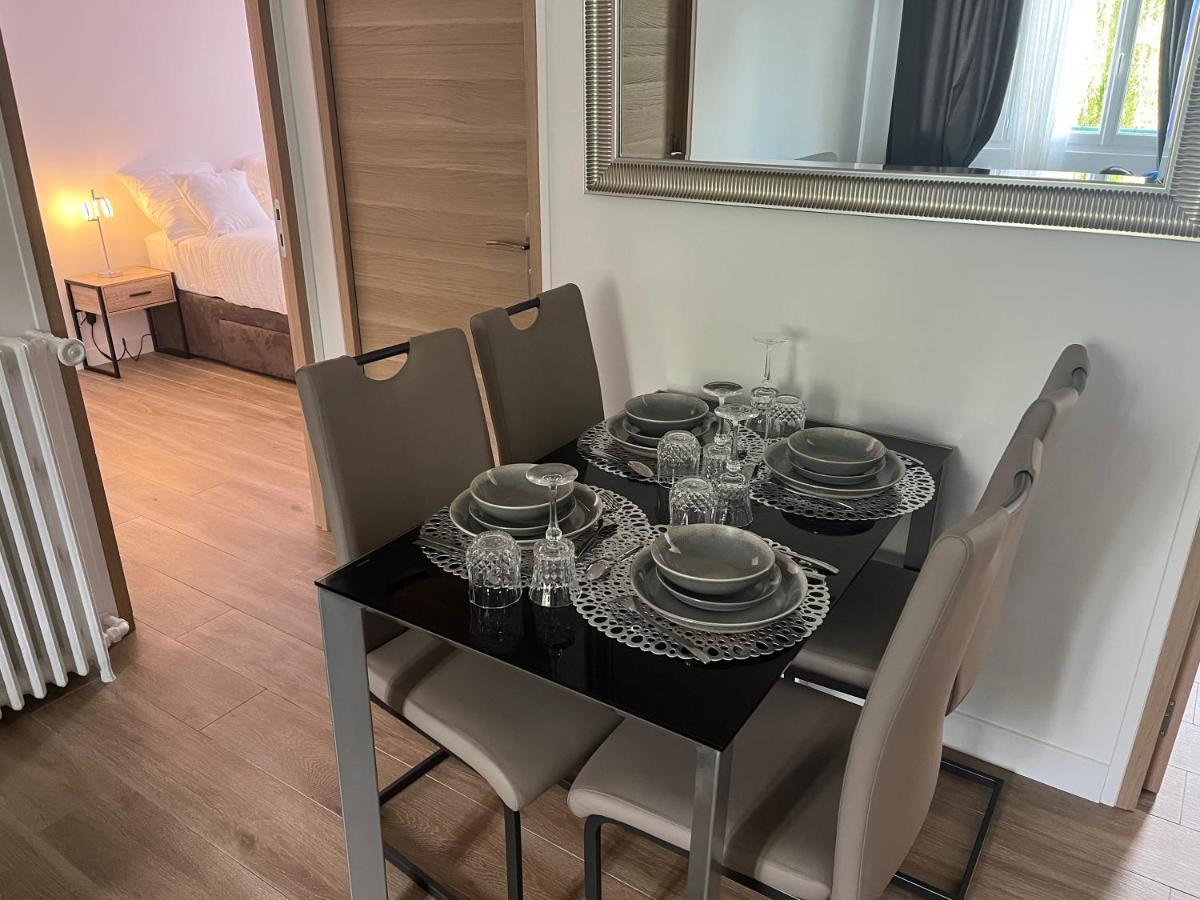 Appartement Spacieux Clichy-sous-Bois ภายนอก รูปภาพ